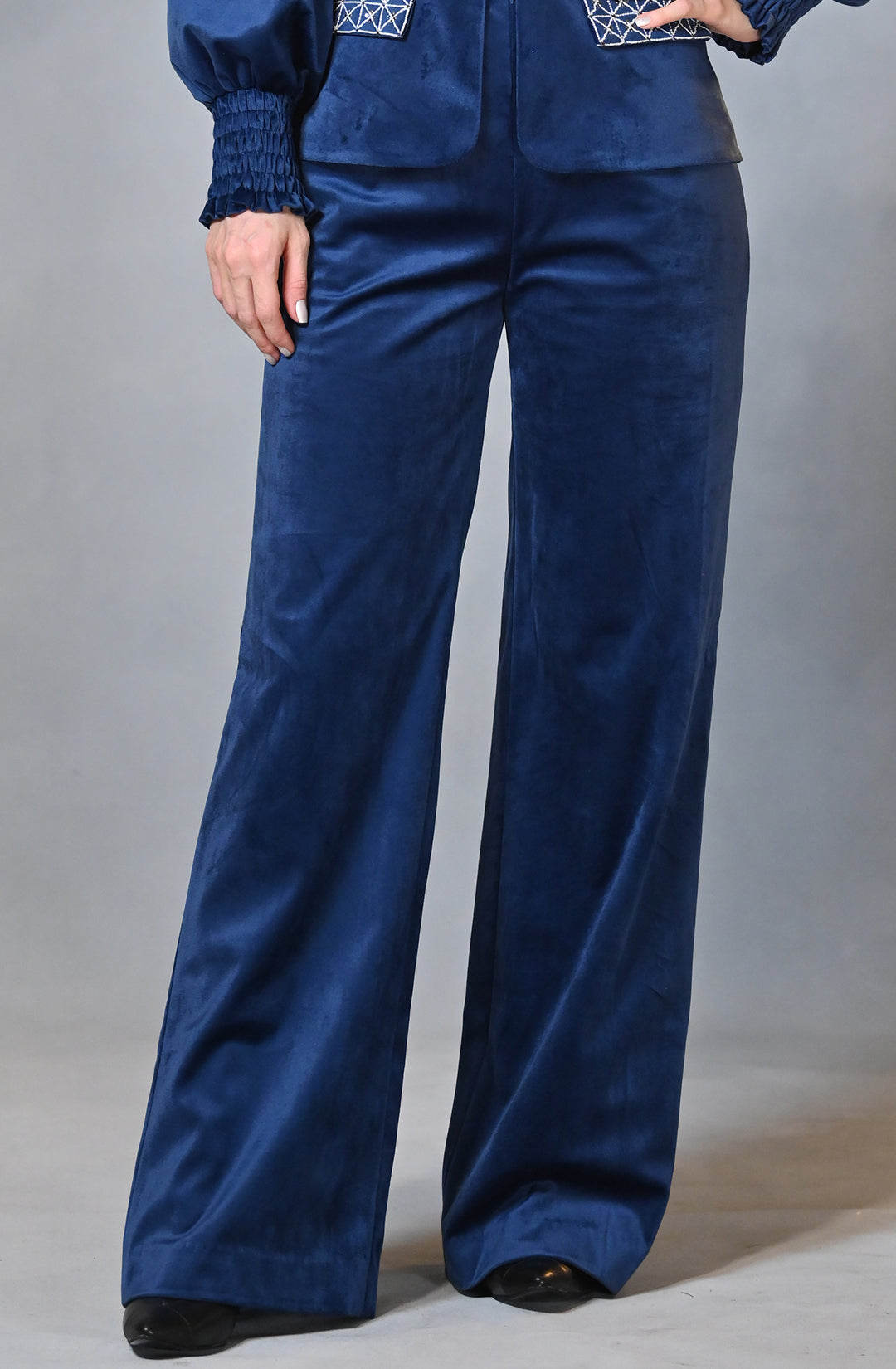 Velvet straight pants Carbon 38 Blue size XS International in Velvet -  33335168